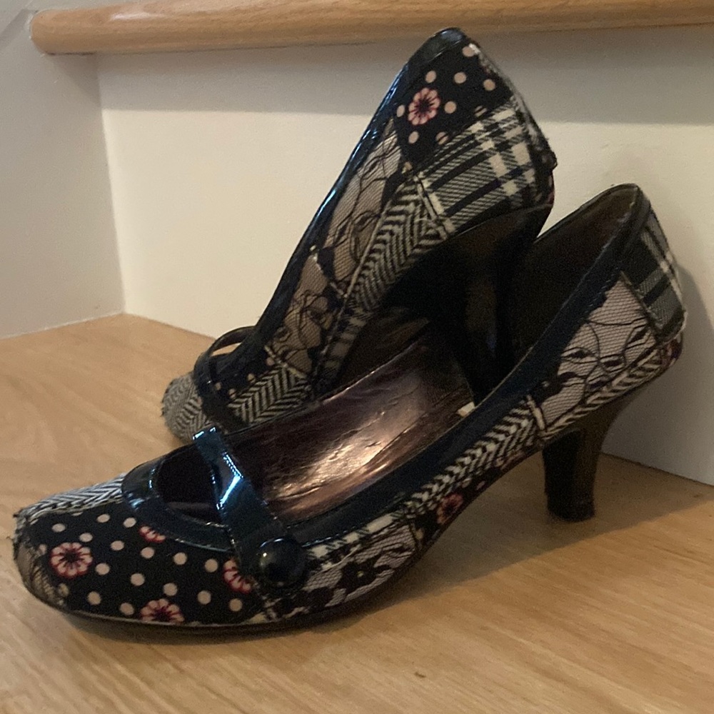 Fun size 7 Steve Madden Pump